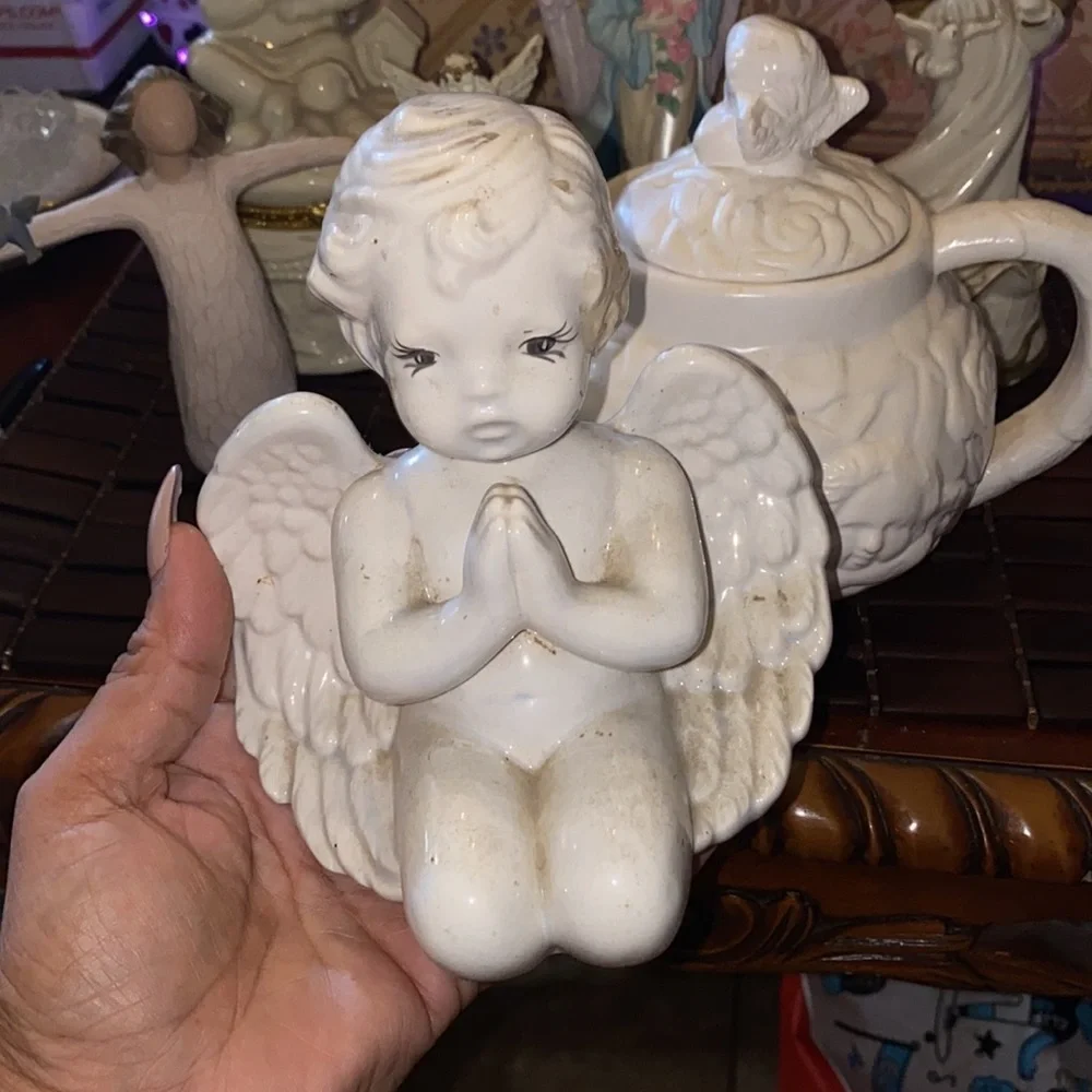 Bundle of angle pieces including a teapot, jewelry holder, candle holder, bell